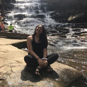 Meet your Posher, Sara